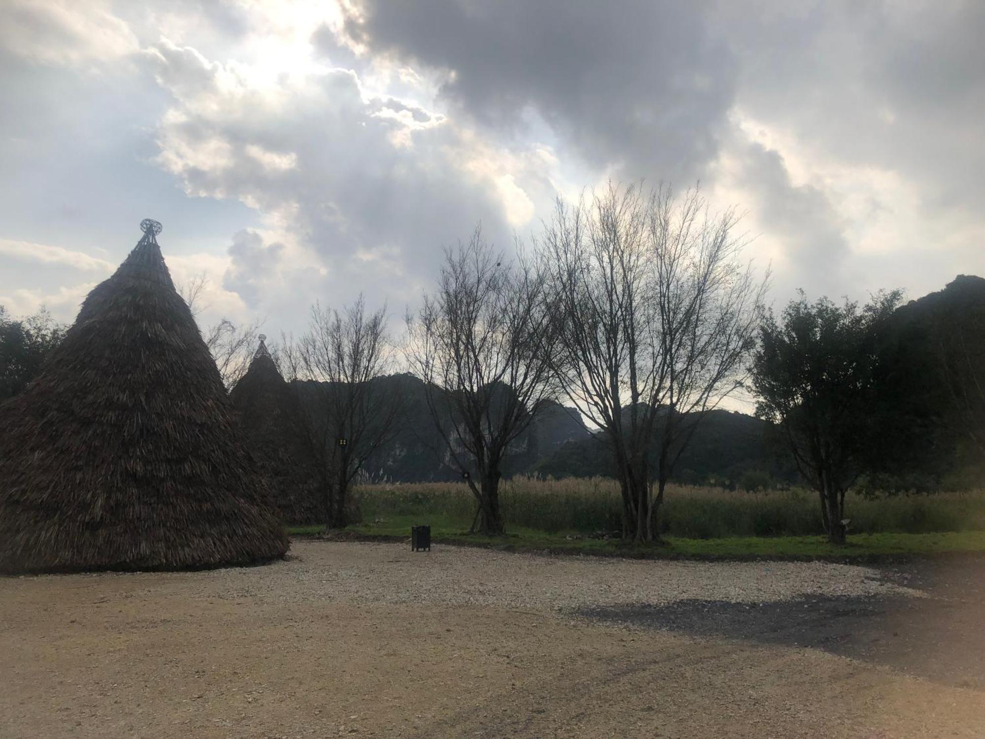 Truong Son Luxury Homestay Ninh Bình Exteriör bild