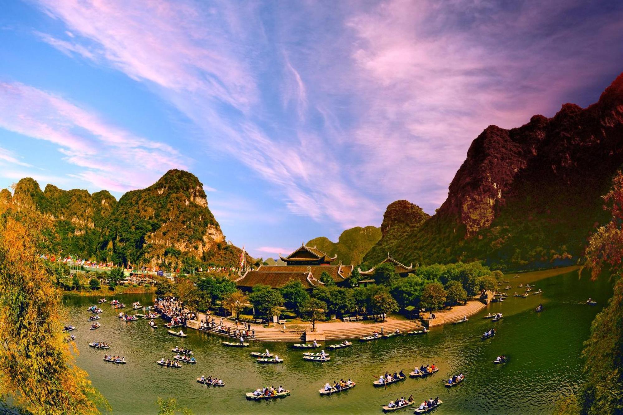 Truong Son Luxury Homestay Ninh Bình Exteriör bild